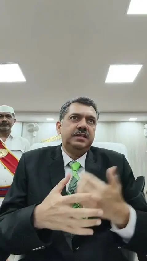 दिनांक 12 सितंबर 2026 को आयोजित राष्ट्रीय लोक अदालत में अधिक से अधिक वादों के निष्पादन हेतु श्री अरविंद कुमार शर्मा, प्रधान जिला एवं सत्र न्यायाधीश सह अध्यक्ष जिला विधिक सेवा प्राधिकार खगड़िया द्वारा जिला वासियों से अपील