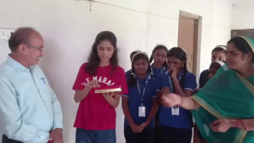 कटकमदाग: आर्या कौशिक का इंग्लैंड की प्रतिष्ठित यूनिवर्सिटी में चयन