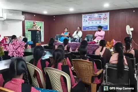 ନୂଆପଡା: ନୂଆପଡ଼ା ନ୍ୟାସନାଲ କଲେଜରେ ଶିକ୍ଷାନୁଷ୍ଠାନରେ ରାଗିଂ ବିରୋଧୀ ସଚେତନତା କର୍ମଶାଳା