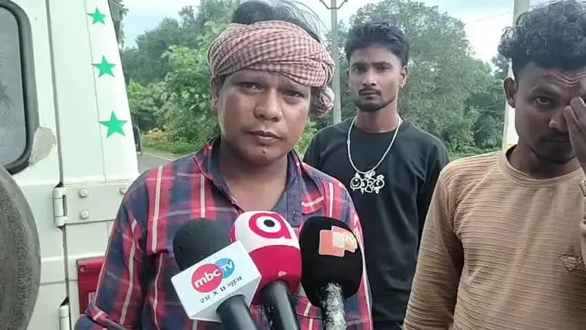 ରାୟଗଡା: ନିୟମଗିରି ସୁରକ୍ଷା ସମିତି ସଭାପତି ଲଦ ସିକାକାଙ୍କୁ ଉଠାଇନେଲା ରାୟଗଡା ପୋଲିସ, ଏ ନେଇ ଗ୍ରାମବାସୀଙ୍କ ପ୍ରତିକ୍ରିୟା
