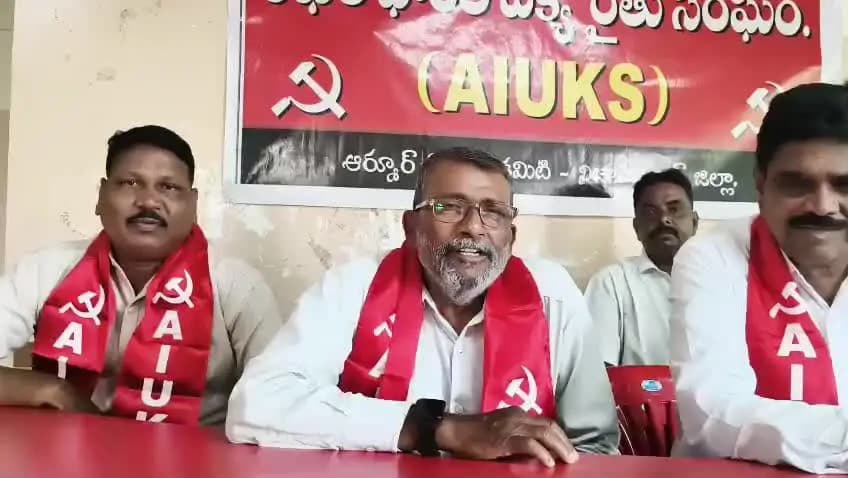 బాల్కొండ: ప్రైవేట్ ఆస్పత్రుల దోపిడీని అరికట్టాల్సిన అత్యవసరమని చెప్పడం హర్షించదగ్గ విషయం: AIUKS రాష్ట్ర కార్యదర్శి దేవారం