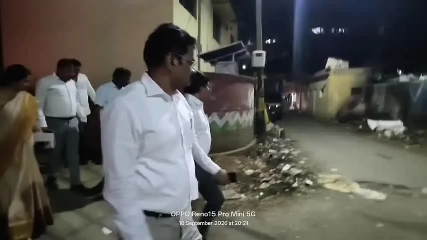 ಬೆಂಗಳೂರು ಉತ್ತರ: ಕೆಜಿ ರಸ್ತೆಯಲ್ಲಿ ವಿದ್ಯುತ್ ದೀಪಗಳ ಕಾರ್ಯನಿರ್ವಹಣೆ ಪರಿಶೀಲಿಸಿದ ಆಯುಕ್ತ ಜಗದೀಶ್