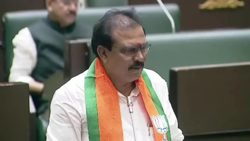 అదిలాబాద్ అర్బన్: ఆదిలాబాద్ అభివృద్ధి కోసం ప్రభుత్వం ప్రత్యేక దృష్టి అసెంబ్లీలో ఆదిలాబాద్ ఎమ్మెల్యే పాయల్ శంకర్