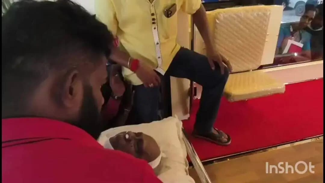 மதுரை தெற்கு: பட்டிமன்ற நடுவர் சாலமன் பாப்பையாவின் உடல் இல்லத்திற்கு கொண்டு செல்லப்படுகிறது- நாளை தத்தனேரி மயானத்தில் இறுதிச் சடங்கு