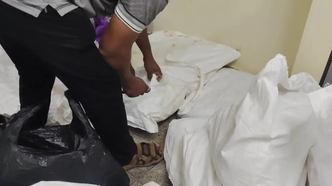തിരുവനന്തപുരം: തിരുവനന്തപുരത്ത് 400 കിലോയോളം നിരോധിത പുകയില വസ്തുക്കൾ കണ്ടെത്തി അറസ്റ്റ്