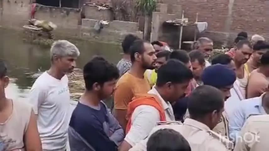 बड़हरा: कवल छपरा गांव में खाना खाकर सोने जा रहे व्यक्ति की डूबने से मौत, शव बरामद, घर में मचा कोहराम