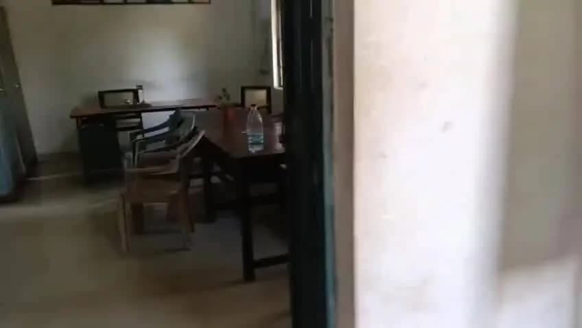 डिंडौरी: समनापुर कार्यालय से वरिष्ठ कृषि विकास अधिकारी और कर्मचारी लापता, वीडियो हुआ वायरल