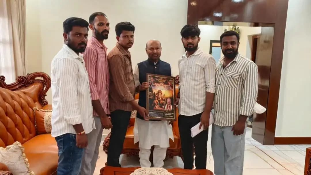 ರಾಮನಗರ: ಹಾರೋಹಳ್ಳಿ ತಹಸೀಲ್ದಾರ್ ಭೇಟಿ: ಕ್ಷೇತ್ರದ ಅಭಿವೃದ್ಧಿ ಕಾರ್ಯಗಳ ಕುರಿತು ಚರ್ಚೆ