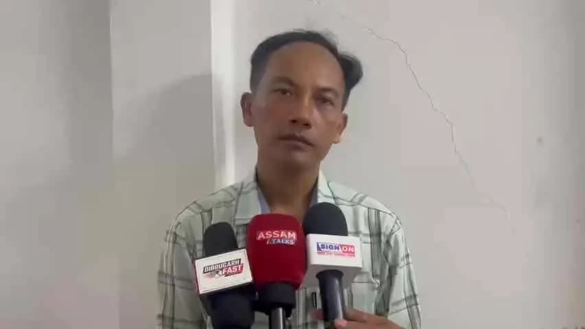 পূব ডিব্ৰুগড়: ডিব্ৰুগড়ৰ ডনবস্ক' স্কুলত সপ্তম শ্ৰেণীৰ ১২ জনকৈ ছাত্ৰই চাঞ্চল্যকৰ ঘটনা সংঘটিত কৰাক লৈ এই মন্তব্য অভিভাৱক