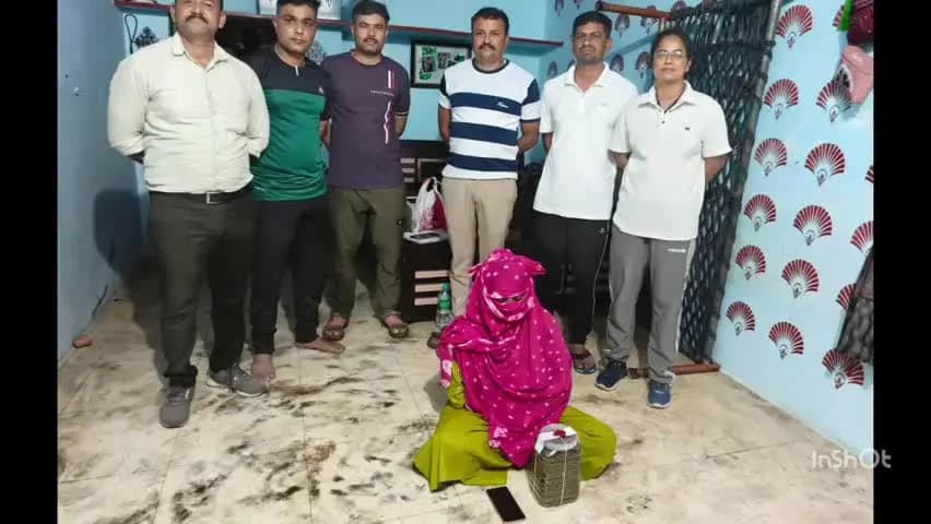 ડીસા શહેર: શહેરમાં ગાંજા સાથે બહેન ઝડપાઈ, ભાઈ ફરાર, ડીસા ઉત્તર પોલીસે કરી કાર્યવાહી.