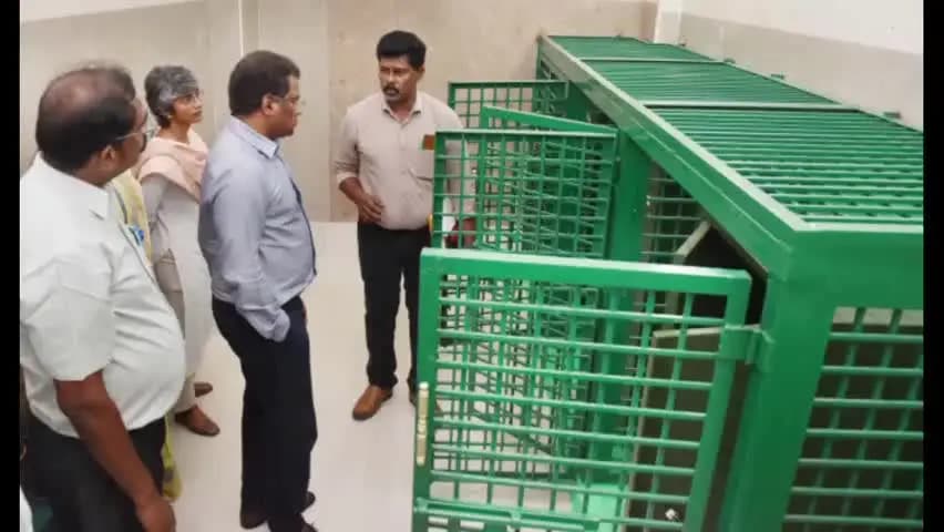 காஞ்சிபுரம்: காஞ்சிபுரம் அரசு தலைமை மருத்துவமனையில் மாவட்ட கண்காணிப்பாளர் இன்று ஆய்வு செய்தார்