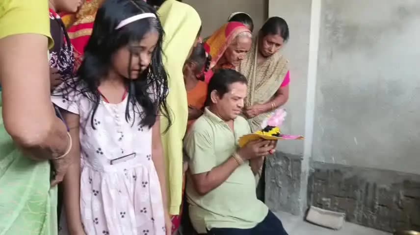 बरहेट: बरहेट में आस्था की अनोखी चर्चा, भक्त की भक्ति से खींचे चले आए ठाकुर जी।