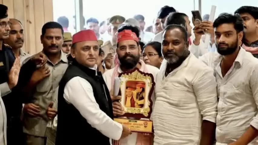 पटियाली: भरगैन के नाबिद पठान, 2023 में बने मुलायम सिंह यूथ ब्रिगेड के जिलाध्यक्ष, ने आज दिया बयान- कहा बनेगी सपा की सरकार