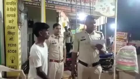 अभनपुर: केंद्री में पुलिस के अधिकारियों और ग्राम के प्रमुखों की महत्वपूर्ण बैठक आयोजित