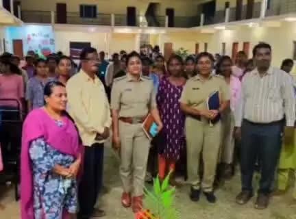 ಚನ್ನಪಟ್ಟಣ: ಚಕ್ಕೆರೆಯ ವಸತಿ ಶಾಲೆಯಲ್ಲಿ ನಡೆದ ಕಾನೂನು ಅರಿವು ಕಾರ್ಯಕ್ರಮ