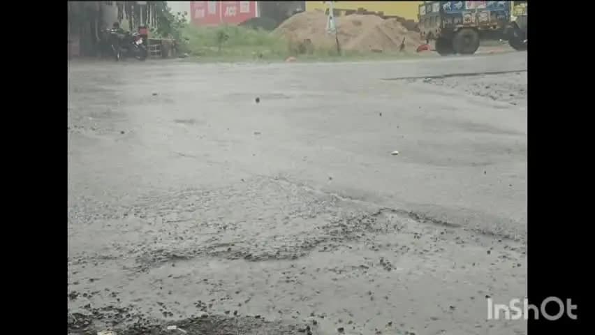 प्रतापगढ़: दलोट में झमाझम बारिश से किसानों के चेहरे खिले, खरीफ फसलों को मिला जीवनदान