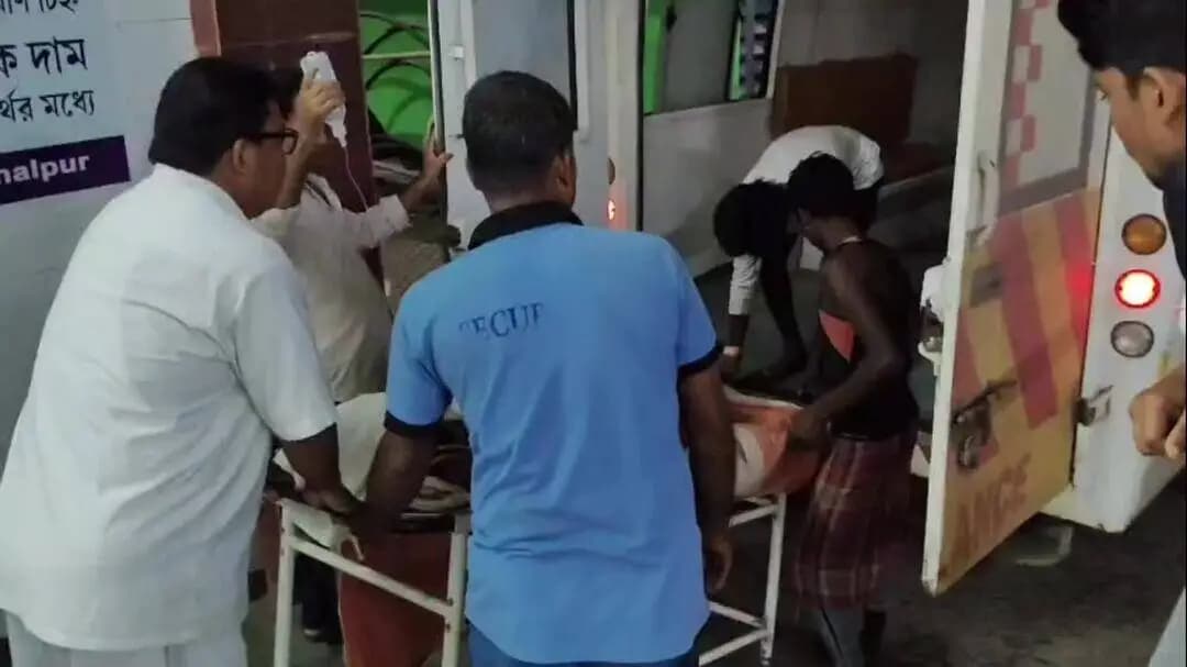 কমলপুর: কমলপূর এলাকার স্বামীর হাতে আক্রান্ত হয় এক গৃহবধূ