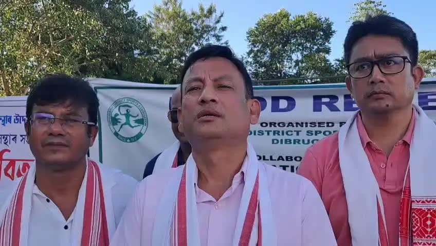 সোণাৰি: ডিব্ৰুগড় জিলা ক্ৰীড়া সন্থাৰ উদ্যোগত আৰু চৰাইদেউ জিলা ক্ৰীড়া সন্থাৰ সহযোগত বান সাহায্য বিতৰণ,সোণাৰিত ডিব্ৰুগড় ক্ৰীড়