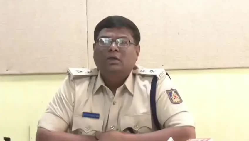 ರಾಯಚೂರು: 14 ಗ್ರಾಮಗಳಲ್ಲಿ ಗಣೇಶ ಮೂರ್ತಿ ಪ್ರತಿಷ್ಠಾಪಿಸಲು ನಿರ್ಬಂಧ : ರಾಯಚೂರಿನಲ್ಲಿ ಎಸ್ಪಿ ಅರುಣಾಂಗ್ಷು ಗಿರಿ ಹೇಳಿಕೆ