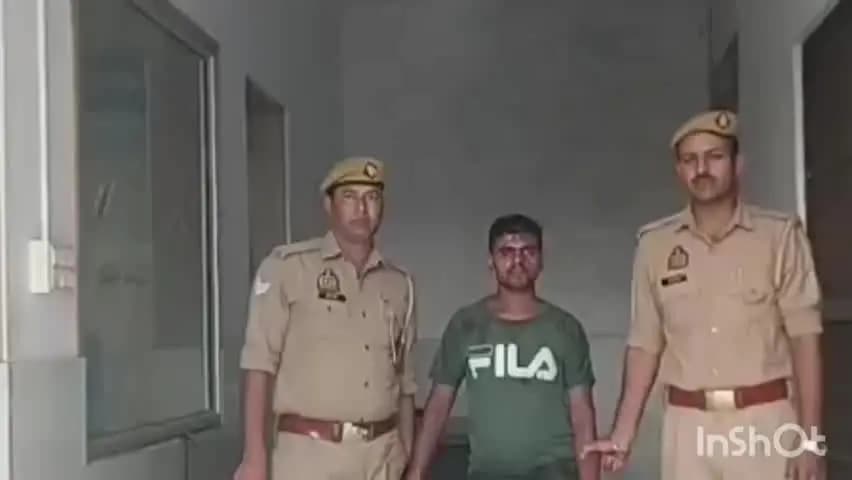 अमरोहा: अमरोहा शहर में घर में घुसकर मारपीट के आरोपी शराफत को पुलिस ने किया गिरफ्तार