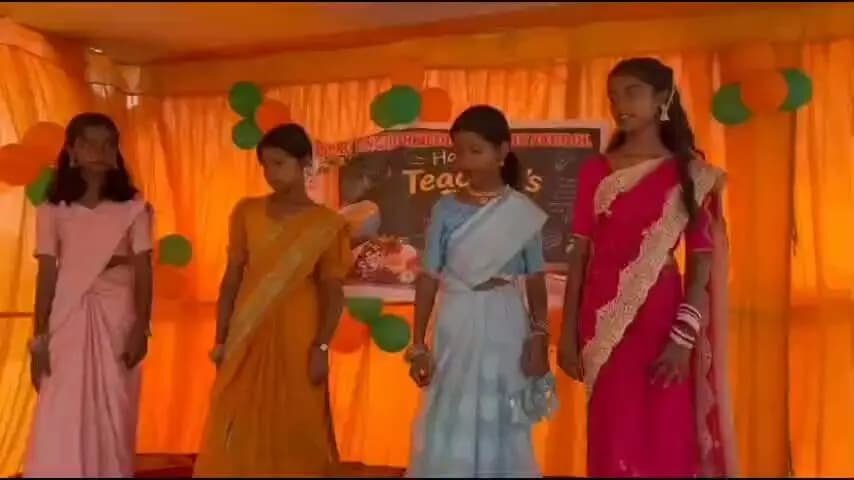 किस्को: बच्चों के भविष्य निर्माण में शिक्षकों का योगदान महत्वपूर्ण : राजकुमार मुंडा
किस्को में धूमधाम से मना शिक्षक दिवस, विद्य
