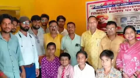 नानपारा: रिसिया में स्वामी विवेकानंद के शिकागो भाषण पर कार्यक्रम का आयोजन, दुर्व्यसन से दूर रहने का दिया गया संदेश
