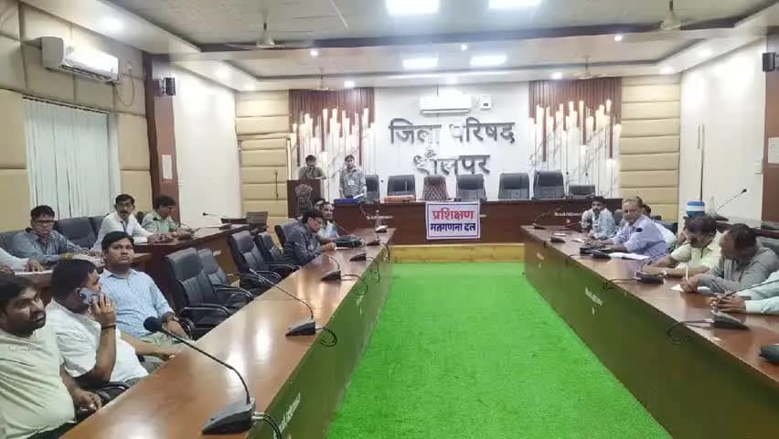 धौलपुर: जिला निर्वाचन अधिकारी ने कहा कि मतगणना में पारदर्शिता और निष्पक्षता सर्वोपरि है