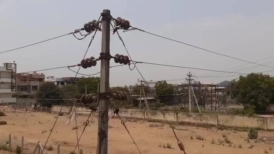 జగిత్యాల: జగిత్యాల పట్టణంలో పలు వార్డులలో ఆదివారం టౌన్ 3 సెక్షన్ లో విద్యుత్ సరఫరా నిలిపివేత