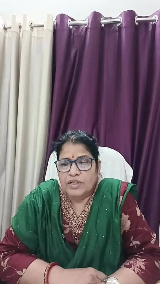 🔴 फेसबुक लाइव | श्रम संसाधन विभाग की जनकल्याणकारी योजनाओं की जानकारी
श्रीमती अंजू कुमारी, श्रम अधीक्षक, औरंगाबाद द्वारा श्रम संसाधन विभाग अंतर्गत संचालित विभिन्न जनकल्याणकारी योजनाओं के संबंध में विस्तृत जानकारी साझा की जा रही है।
लाइव के माध्यम से श्रमिकों के लिए संचालित योजनाओं, पात्रता, आवश्यक दस्तावेज एवं योजनाओं का लाभ प्राप्त करने की प्रक्रिया से जुड़ी महत्वपूर्ण जानकारी प्राप्त करें।
📲 जुड़ें, जानें और योजनाओं का लाभ उठाएं।
#LabourDepartment #ShramikKalyan #GovernmentSchemes #Aurangabad #Bihar
Labour Resources Department, Government of Bihar Information & Public Relations Department, Government of Bihar