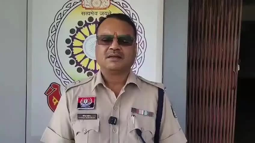 सूरजपुर: सूरजपुर में भारी वाहनों के प्रवेश के विरोध में प्रदर्शन