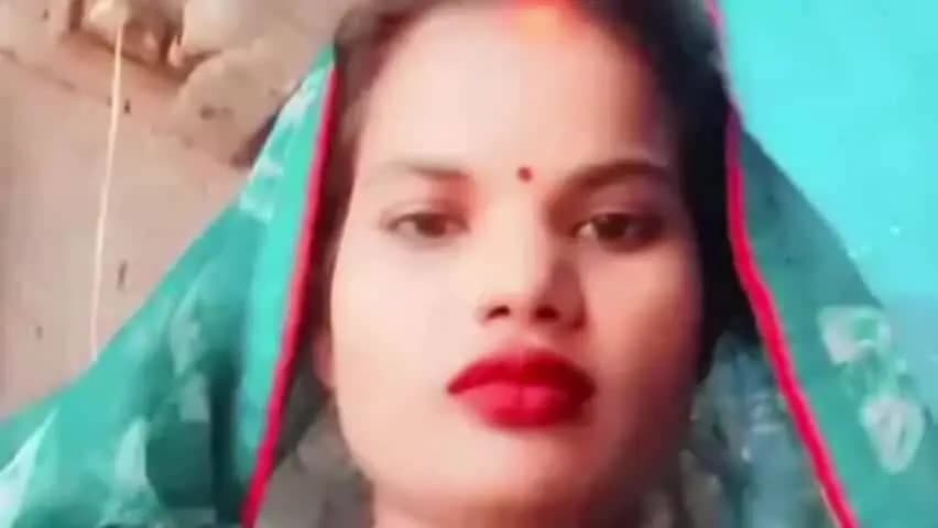 कुंडा: बाघराय के जलालपुर में सांप के काटने से महिला की मौत, पति गंभीर रूप से घायल
