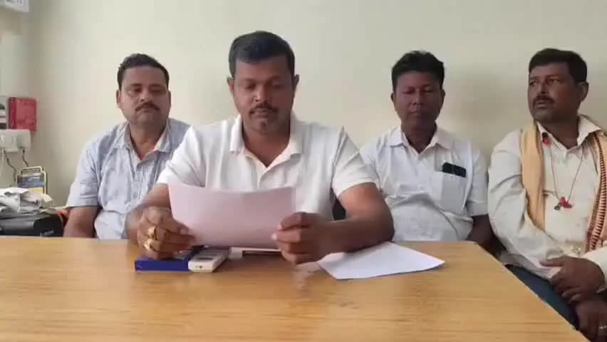 ନୀଳଗିରି: କୁରୁଣ୍ଟା ପଞ୍ଚାୟତର ବିକାଶ ପାଇଁ ଖର୍ଚ୍ଚ ହୋଇଛି ୩ କୋଟି ୩୩ ଲକ୍ଷ ଟଙ୍କା,ସାମ୍ବାଦିକ ସମ୍ମିଳନୀରେ ସୂଚନା ଦେଲେ ଜିଲ୍ଲାପରିଷଦ ଓ ସରପଞ୍ଚ