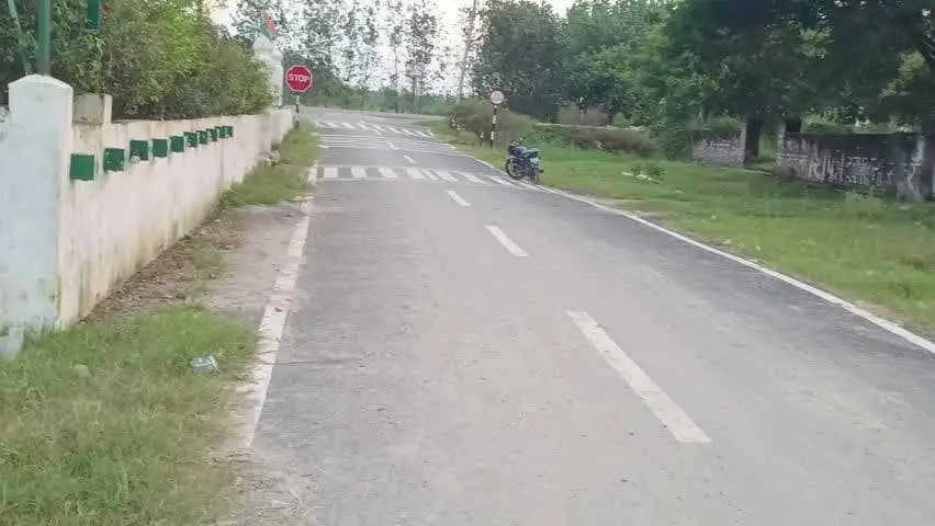 स्वार: पंचायत समोदिया में मार्ग निर्माण प्रस्ताव पास होने पर ग्राम प्रधान व ग्रामीणों ने विधायक शफीक अहमद अंसारी का जताया आभार