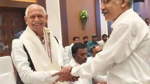 छपरा: महाराजगंज सांसद ने गोरखपुर में रेल की बैठक में उठाई गई योजनाओं की जानकारी दी