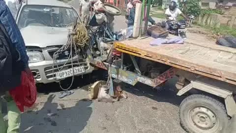 मशरक: चैनपुर में NH-227A राम जानकी पथ पर कार और जुगाड़ वाहन की टक्कर, 5 घायल व वाहन क्षतिग्रस्त