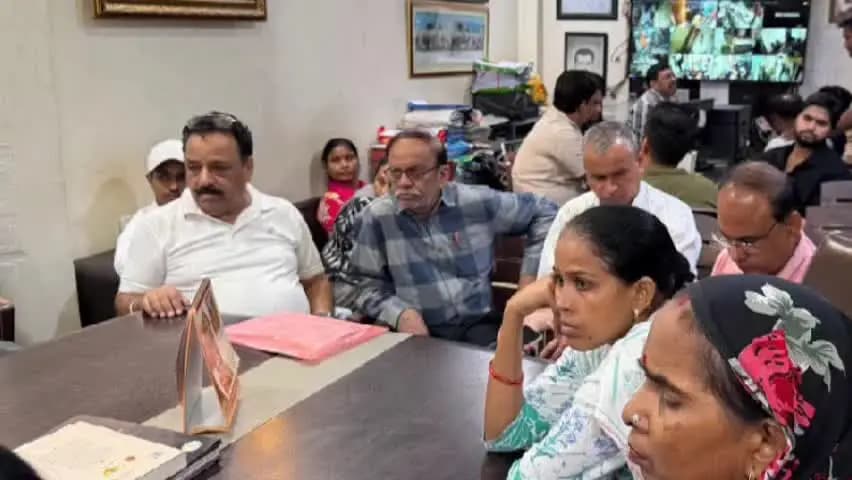 रिठाला विधायक कुलवंत राणा ने क्षेत्रवासियों से की मुलाकात, समस्याओं के समाधान का दिया भरोसा