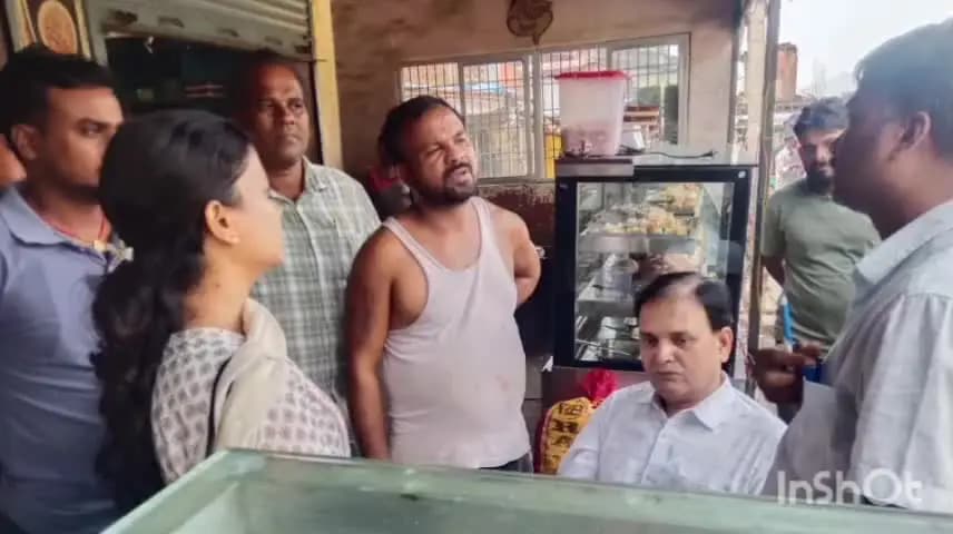 बिशुनपुरा: विशुनपुरा में त्यौहारों से पहले खाद्य सुरक्षा विभाग की बड़ी कार्रवाई: मिठाई दुकानों पर छापे, खराब रसगुल्ले नष्ट