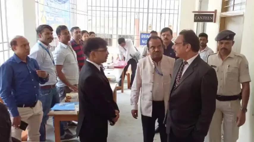 लोहरदगा: राष्ट्रीय लोक अदालत में 947 मामलों का निष्पादन, 1.26 करोड़ रुपये की राजस्व प्राप्ति