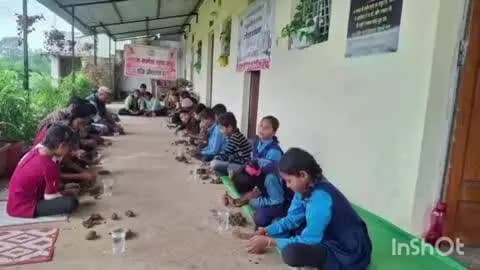 पुष्पराजगढ़: स्वामी विवेकानंद विद्यार्थी भवन अमरकंटक लालपुर में विद्यार्थियों को दिया गया प्रतिमा निर्माण का प्रशिक्षण