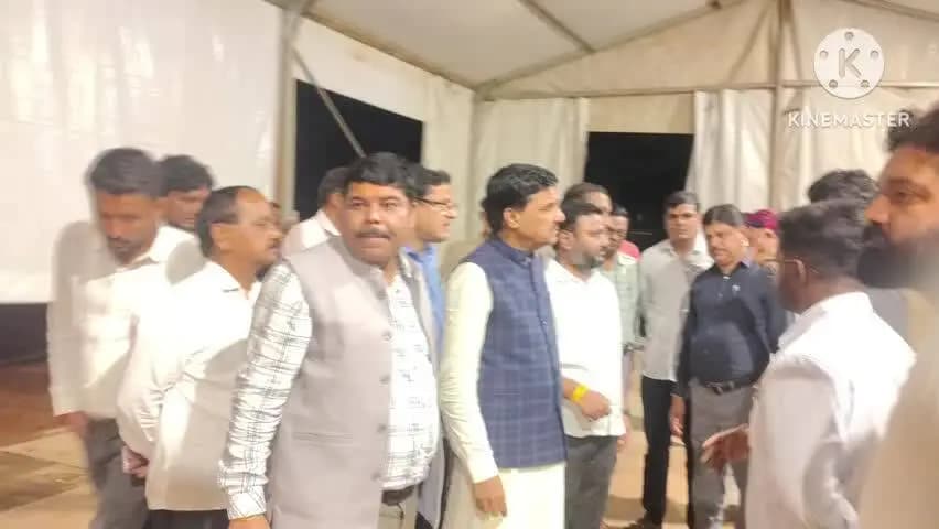 आगर: मुख्यमंत्री के कार्यक्रम की तैयारियों को लेकर कलेक्टर ने परेड ग्राउंड का निरीक्षण किया