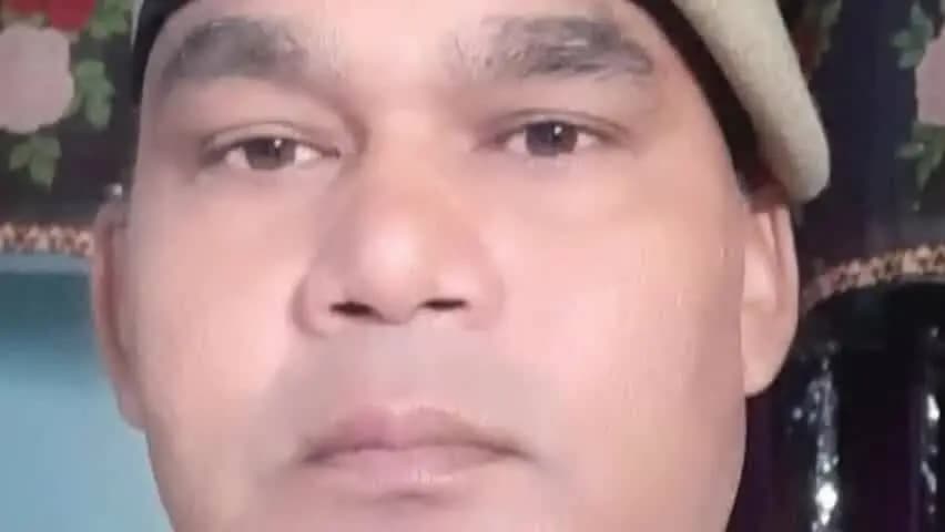 शाहाबाद: थाना सज्जाद नगर के निकट यूपी पुलिस के बज्र वाहन को अज्ञात डंपर ने मारी टक्कर, एक पुलिस कर्मी की मौत, एक घायल