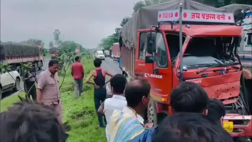 लखनादौन: बम्होड़ी ग्राम के समीप नेशनल हाईवे 44 पर हुआ हादसा, ट्रक की टक्कर