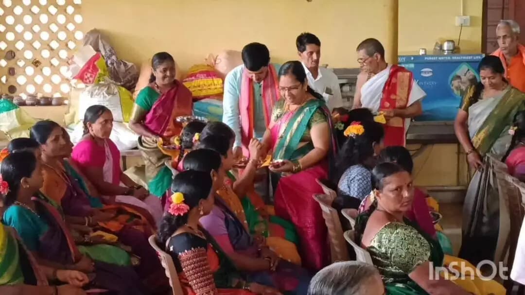 ಶಿರಸಿ: ದೊಡ್ನಳ್ಳಿಯಲ್ಲಿ ನಡೆದ ಅರಿಶಿಣ ಕುಂಕುಮ ಕಾರ್ಯಕ್ರಮ