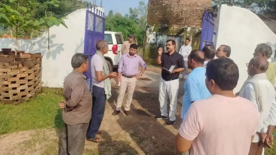 अजयगढ़: जनविश्वास अभियान: एसडीएम ने स्कूल का औचक निरीक्षण किया, एमडीएम की शिकायत मिली