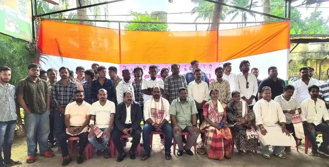 କଟକ ପୌରାଞ୍ଚଳ: କଟକ ଯୁବ କଂଗ୍ରେସ ବୈଠକରେ ନବନିଯୁକ୍ତ ନେତାମାନଙ୍କୁ ସମ୍ବର୍ଦ୍ଧନା ଓ ଆଗାମୀ ଯୋଜନା