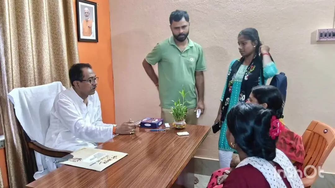 সিঙ্গুর: সিঙ্গুরে জনতার দরবারে বিধায়ক অরূপ কুমার দাস