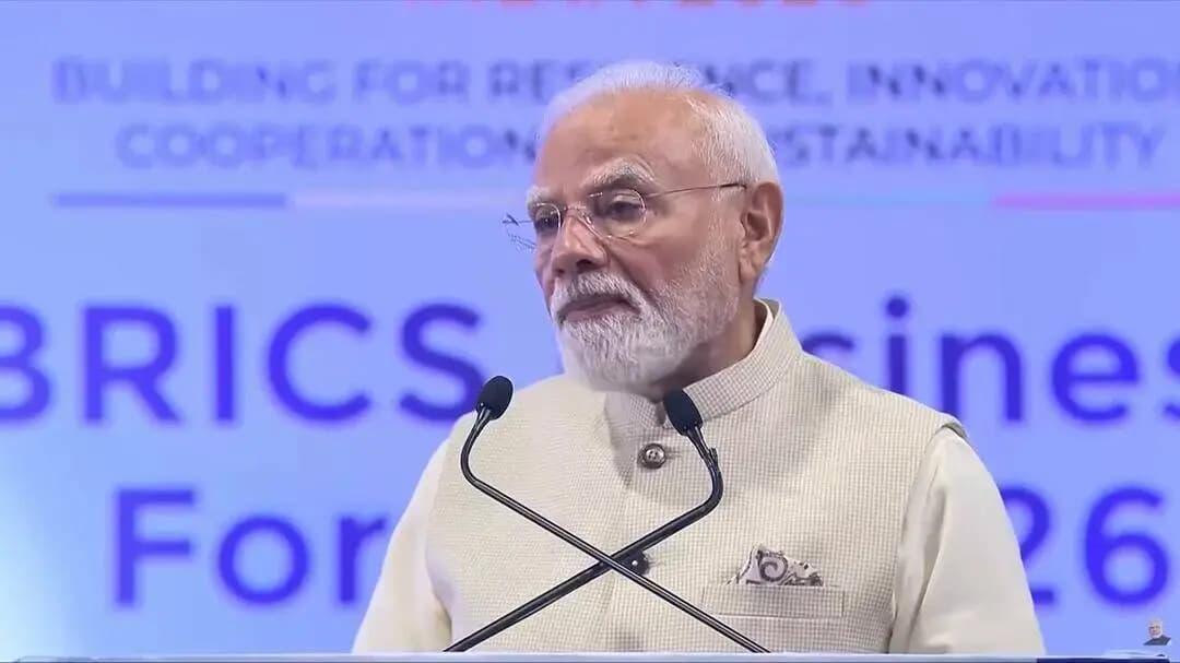 भारत आज विकास और स्थिरता का भरोसा दे रहा है। हम रेलवे, बंदरगाहों और हवाई अड्डों का तेजी से विस्तार कर रहे हैं: माननीय प्रधानमंत्री श्री नरेंद्र मोदी जी
#BRICSSummit