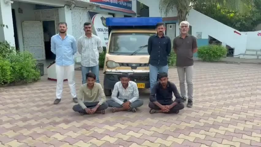 ભુજ: ભુજમાં 350 કિલો એલ્યુમિનિયમ વાયર સાથે ત્રણ શખ્સ ઝડપાયા