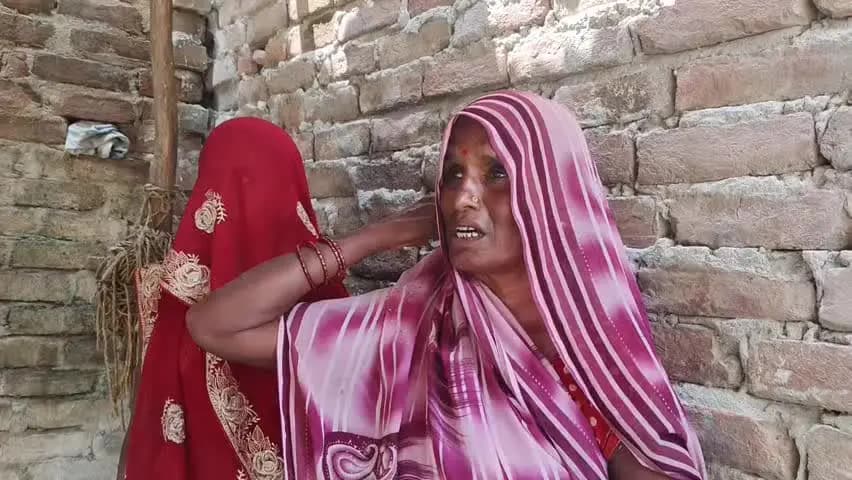 बारा: अमरेहा में प्रेमी युगल लापता, पुलिस की दबिश से भेड़ पालक परिवार परेशान, देखिए रिपोर्ट में
