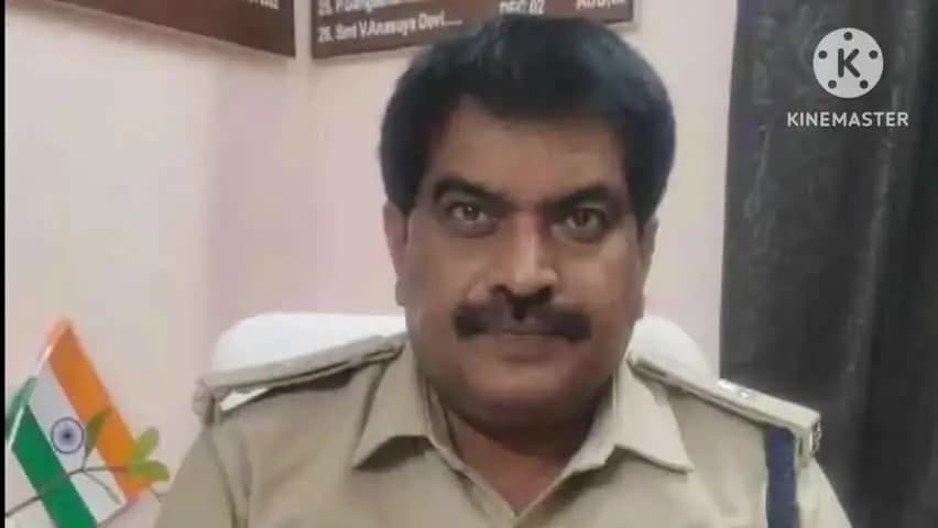 ఏలూరు అర్బన్: 2026 -27 సంవత్సరానికి 155 మద్యం దుకాణాల రెవెన్యూ గెజిట్ నోటిఫికేషన్ జారీ చేసిన జిల్లా ఆప్కారి అధికారి ఆవులయ్య